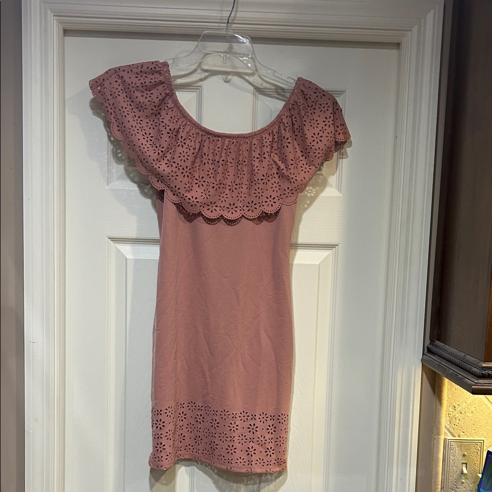 Planet Gold Blush Off-Shoulder Dress With Beautiful Floral Cut Outs
